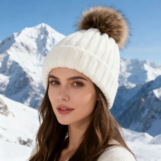 Women's Chunky Knit Pom-Pom Beanie